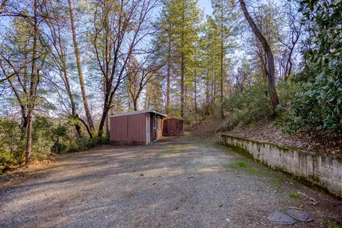17549 Bobs Mountain Rd, Redding, CA 96003 photo 19