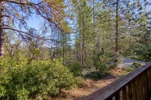 17549 Bobs Mountain Rd, Redding, CA 96003 photo 17