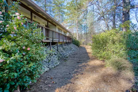 17549 Bobs Mountain Rd, Redding, CA 96003 photo 16