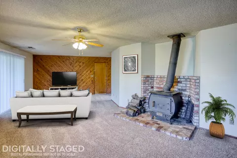 17549 Bobs Mountain Rd, Redding, CA 96003 photo 3