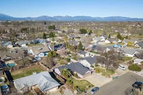 1464 Purple Way, Redding, CA 96003 photo 18