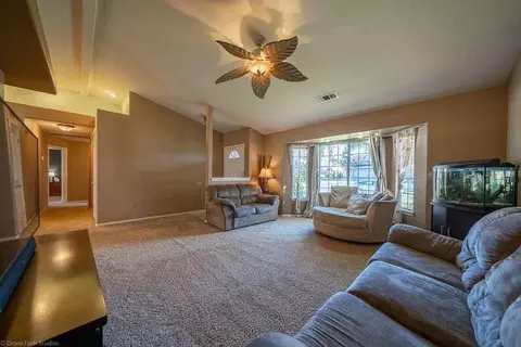 1464 Purple Way, Redding, CA 96003 photo 7