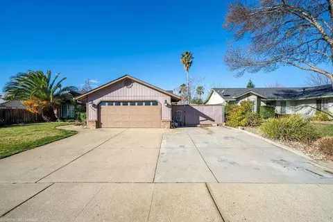 1464 Purple Way, Redding, CA 96003 photo 13