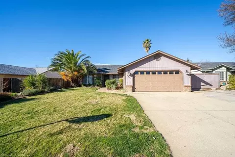 1464 Purple Way, Redding, CA 96003 photo 2