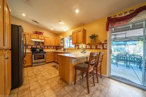 1464 Purple Way, Redding, CA 96003 photo 30