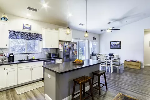 12802 Newtown Rd, Redding, CA 96003 photo 6