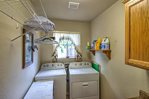 1039 Deodar Way, Redding, CA 96003 photo 16