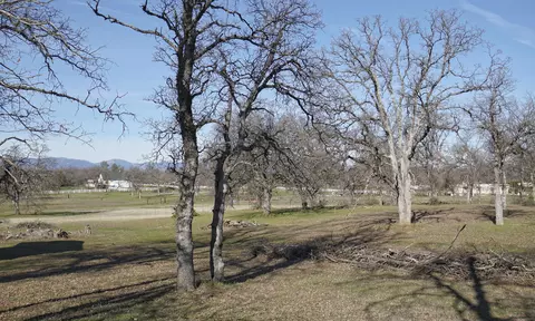 21400 Roughout Rd, Redding, CA 96003 photo 25