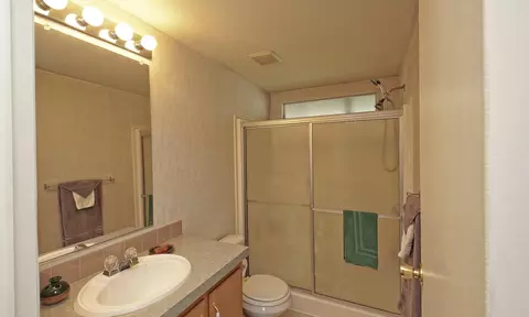 21400 Roughout Rd, Redding, CA 96003 photo 11