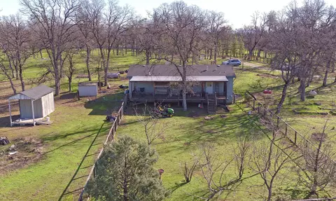 21400 Roughout Rd, Redding, CA 96003 photo 5