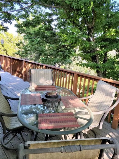 735 Cascade Ct, Redding, CA 96001 photo 32