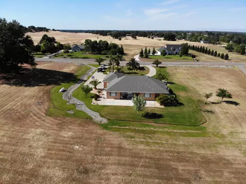 22850 Sunriver Dr, Red Bluff, CA 96080 photo 6