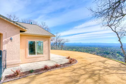 13801 Green Mountain Trl, Redding, CA 96003 photo 32