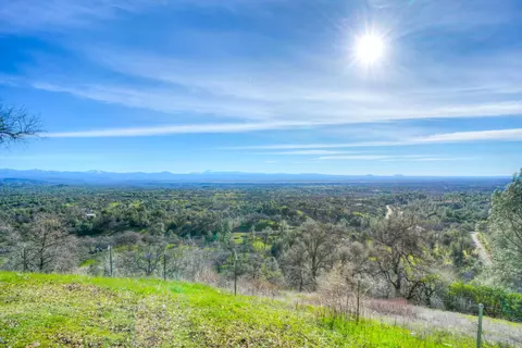 13801 Green Mountain Trl, Redding, CA 96003 photo 6