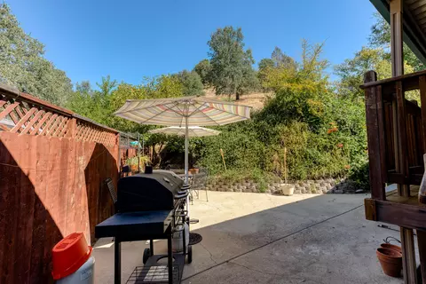 14850 Lamoine Dr, Redding, CA 96003 photo 27