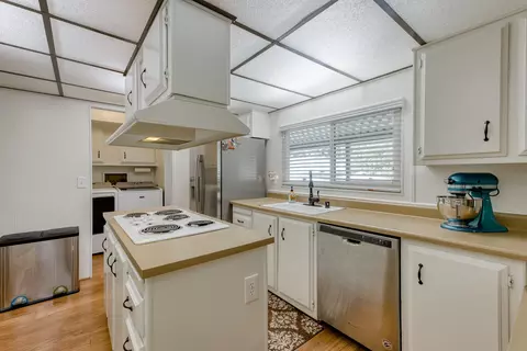 14850 Lamoine Dr, Redding, CA 96003 photo 4