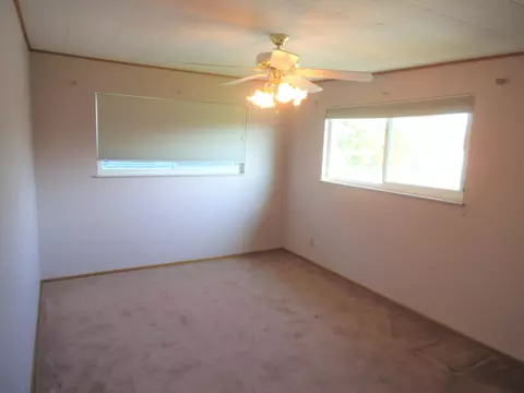1513 Riviera Dr, Redding, CA 96001 photo 22