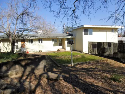 1513 Riviera Dr, Redding, CA 96001 photo 31