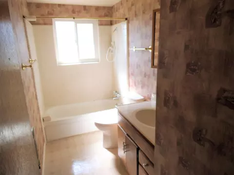 1513 Riviera Dr, Redding, CA 96001 photo 10