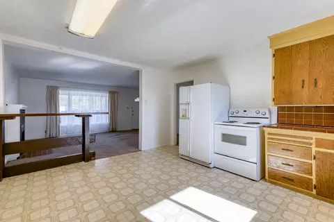 2439 Star Dr, Redding, CA 96001 photo 20
