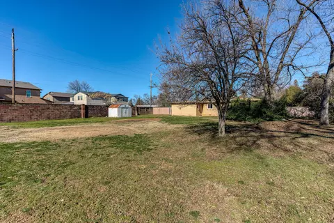 2439 Star Dr, Redding, CA 96001 photo 14