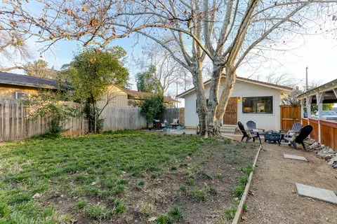 1908 Chestnut St, Redding, CA 96001 photo 37