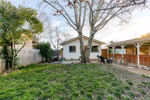 1908 Chestnut St, Redding, CA 96001 photo 36