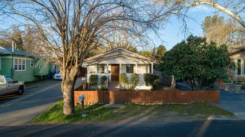 1908 Chestnut St, Redding, CA 96001 photo 45