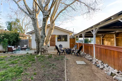 1908 Chestnut St, Redding, CA 96001 photo 38