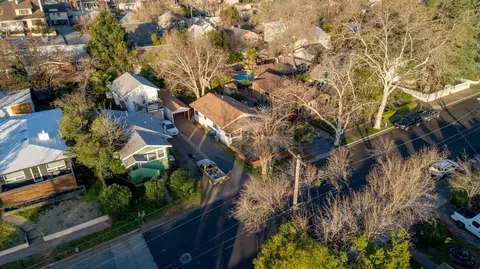 1908 Chestnut St, Redding, CA 96001 photo 56