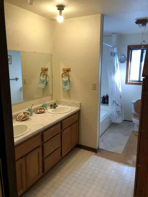 1940 Jason Way, Redding, CA 96003 photo 6