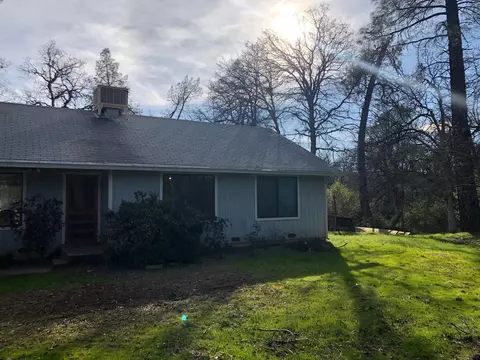 1940 Jason Way, Redding, CA 96003 photo 2