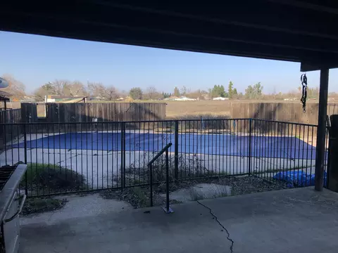 19586 Clover Rd, Redding, CA 96002 photo 6