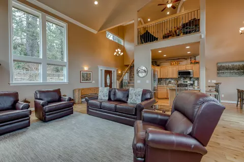 22200 Riverview Dr, Lakehead, CA 96051 photo 8