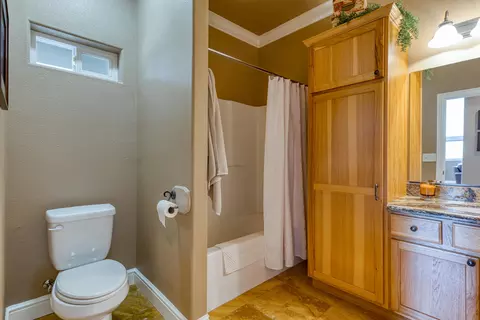 22200 Riverview Dr, Lakehead, CA 96051 photo 16
