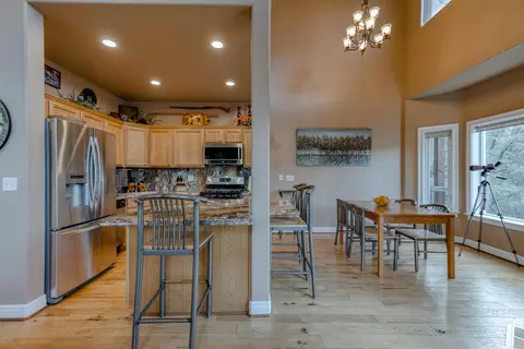 22200 Riverview Dr, Lakehead, CA 96051 photo 10