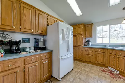 9280 Placer Rd, Redding, CA 96001 photo 19