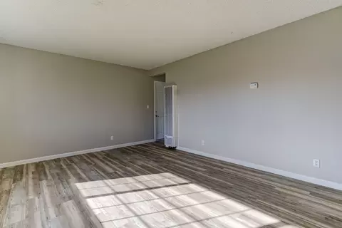2350 Corona St, Redding, CA 96002 photo 6