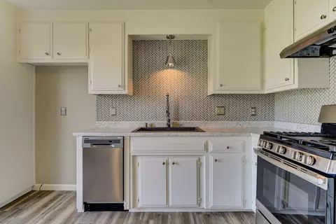2350 Corona St, Redding, CA 96002 photo 10