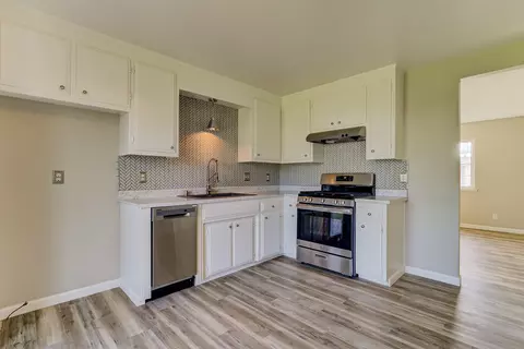 2350 Corona St, Redding, CA 96002 photo 11