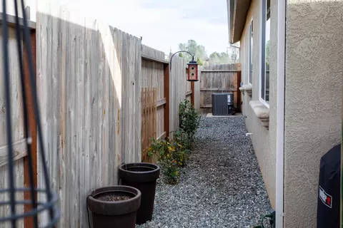 1354 Bonhurst Dr, Redding, CA 96003 photo 35