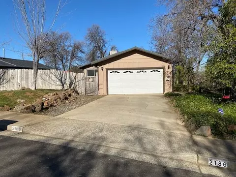 2186 Knobcone Ave, Anderson, CA 96007 photo 4