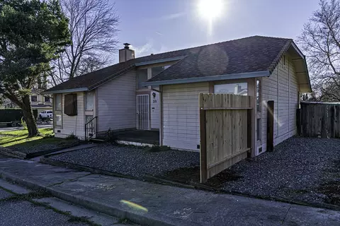 210 Blue Jay St, Red Bluff, CA 96080 photo 29