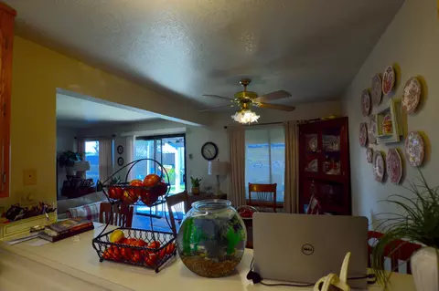 526 Kenbrook Ct, Redding, CA 96003 photo 16