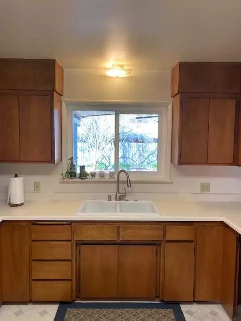 2672 N Bonnyview Rd, Redding, CA 96001 photo 21