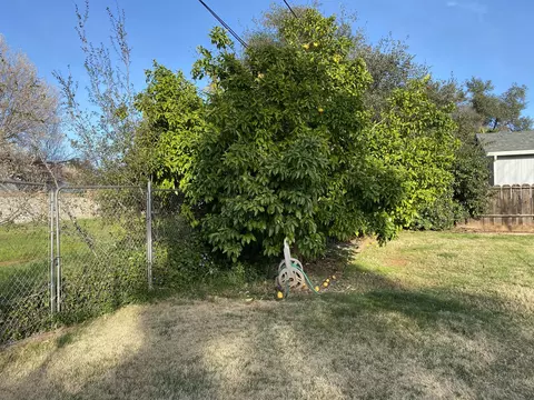 1084 Lorraine Dr, Redding, CA 96002 photo 21