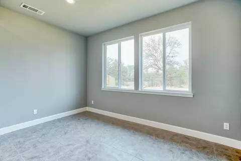 1130 Bingham, Redding, CA 96003 photo 9