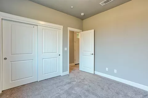 1130 Bingham, Redding, CA 96003 photo 23