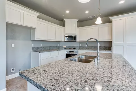 1130 Bingham, Redding, CA 96003 photo 11