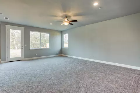 1130 Bingham, Redding, CA 96003 photo 6